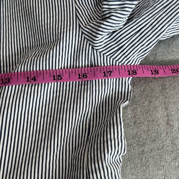 [6]Ann Taylor Navy and White Striped Cotton Blend Light Blazer - Picture 10 of 12